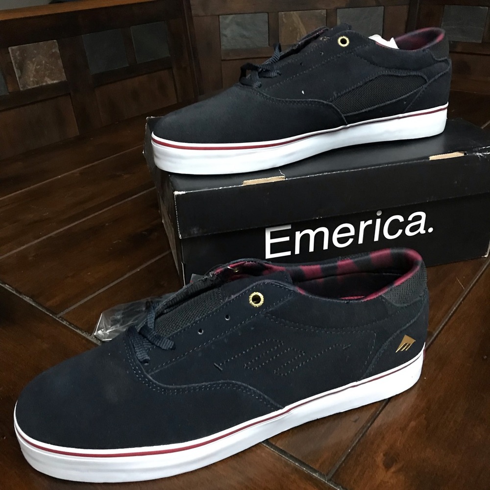 ** NEW ** Emerica The Provost Navy MNS Sz 10.5